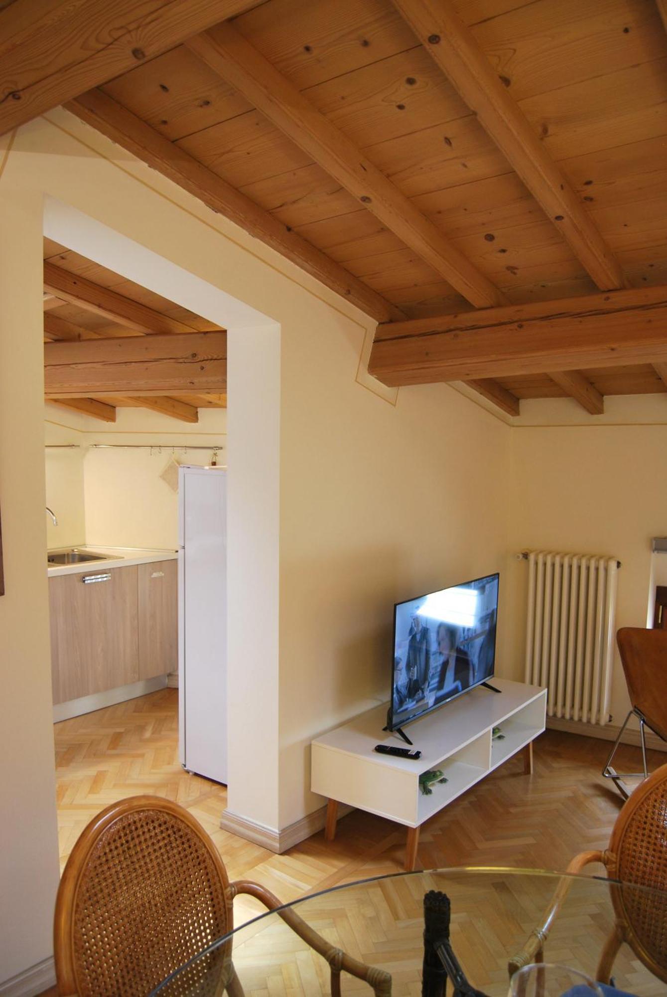 Attic 1 Centro Storico Apartment Peschiera del Garda Luaran gambar