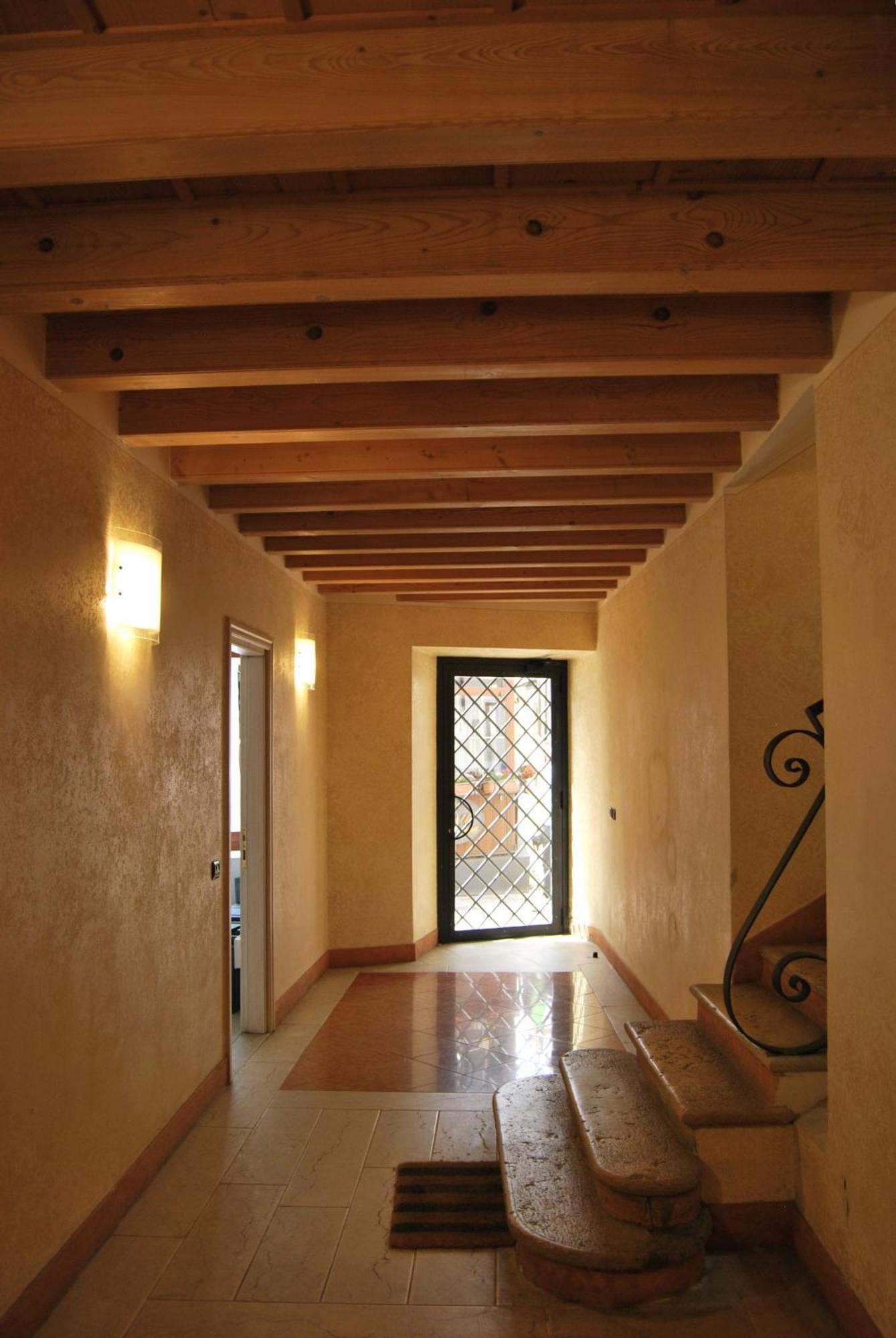 Attic 1 Centro Storico Apartment Peschiera del Garda Luaran gambar